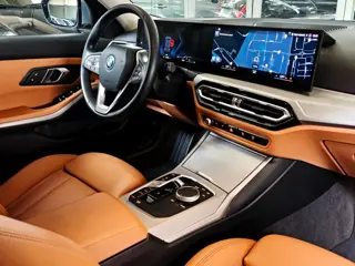Foto 13 van BMW 3-serie Touring 320e Cognac Leder - Dealer onderhouden
