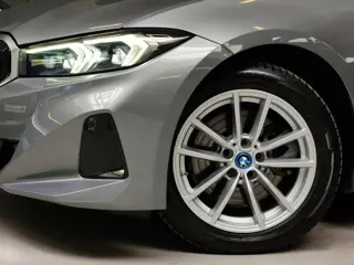 Foto 11 van BMW 3-serie Touring 320e Cognac Leder - Dealer onderhouden