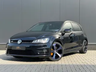 Volkswagen Golf 1.4 TSI R-line Stoelverwarming|Navi|Bluetooth|PDC|DAB|18 inch Velgen|Half Velours