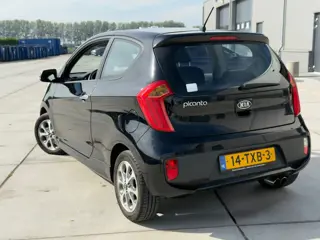 Foto 14 van Kia Picanto 1.0 CVVT Super Pack Keyless Luxe