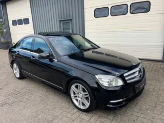 Foto 16 van Mercedes-Benz C-klasse 300 Avantgarde AMG V6 2010