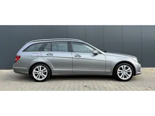 Foto 17 van Mercedes-Benz C-klasse Estate 180 Ambition Avantgarde Airco Cruise Navi