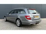 Foto 30 van Mercedes-Benz C-klasse Estate 180 Ambition Avantgarde Airco Cruise Navi