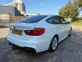 Foto 16 van BMW 3-serie Gran Turismo 320i Executive_PANORAMADAK_NETTE AUTO