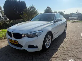 Foto 12 van BMW 3-serie Gran Turismo 320i Executive_PANORAMADAK_NETTE AUTO