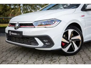 Foto 19 van Volkswagen Polo 2.0 TSI GTI , Adaptive cruise, Stoelverwarming, Sportstuur, Lane assist,