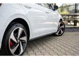 Foto 30 van Volkswagen Polo 2.0 TSI GTI , Adaptive cruise, Stoelverwarming, Sportstuur, Lane assist,