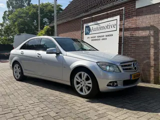 Foto 15 van Mercedes-Benz C-Klasse 180 Kompressor NAP/NAVI/CLIMA