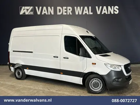 Mercedes-Benz Sprinter 314 CDI 143pk L2H2 Euro6 Airco | Camera | Navigatie | Apple Carplay Android A