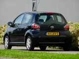 Foto 28 van Toyota Aygo 1.0-12V Comfort | 5-Deurs | Perfect Onderhoud | NL |