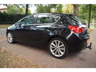 Foto 17 van Opel Astra 1.6 Cosmo Leer/Cruise/Airco