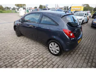 Foto 15 van Opel Corsa 1.4-16V Enjoy , Airco , Incl nw apk/beurt & 3 mnd 100% garantie