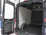 Foto 21 van Ford Transit 130pk L2H2 Automaat Trekhaak Airco 360°Camera DAB+