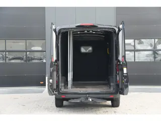 Foto 15 van Ford Transit 350 2.0 TDCI L2H2 Trend 130pk - ACC - Blindspot - Camera - Trekhaak - Opstap - Rijklaar
