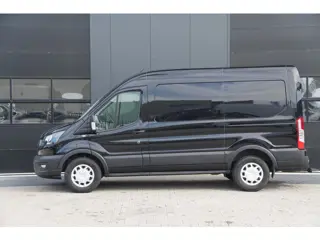 Foto 13 van Ford Transit 350 2.0 TDCI L2H2 Trend 130pk - ACC - Blindspot - Camera - Trekhaak - Opstap - Rijklaar