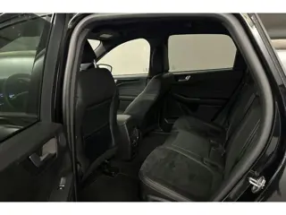 Foto 17 van Ford Kuga 2.5 PHEV ST-Line X | Trekhaak Wegklapbaar | Black Pack | Winter Pack | Panorma Dak |