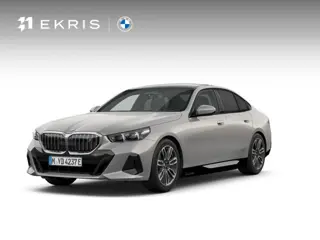 BMW i5 eDrive40 M Sport Edition | M Sport | Travel Pack | Innovation Pack | Panoramadak | Trekhaak