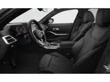 Foto 11 van BMW 3 Serie 318i Sedan | M Sportpakket | Comfort Pack | HiFi Systeem | Comfort Access
