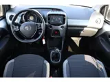 Foto 30 van Toyota Aygo 1.0 VVT-i x-cite Climate Controle, Apple Carplay Android Auto, LM velgen
