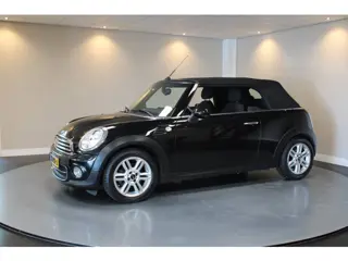Foto 15 van Mini Cabrio 1.6 Cooper Chili *Sfeerverlichting* Stoelverw.|Climate|Cruise|PDC|Half-Leder|6-Bak|Autom
