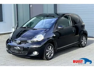 Toyota Aygo 1.0-12V Dynamic Navigator AIRCO NAVI LMV 2e eig.!