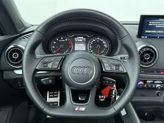 Foto 19 van Audi A3 Cabriolet 1.4 TFSI CoD Sport Pro Line S | 150 PK | Automaat | Stoelverwarming | Achteruitrij