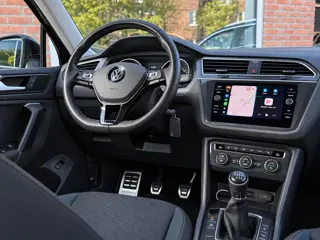 Foto 13 van Volkswagen Tiguan 1.5 TSI Comfortline Business | Carplay Navi | Trekhaak | Airco | Cruise | Velgen