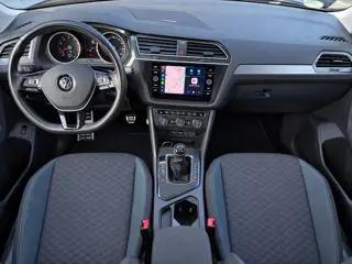Foto 20 van Volkswagen Tiguan 1.5 TSI Comfortline Business | Carplay Navi | Trekhaak | Airco | Cruise | Velgen