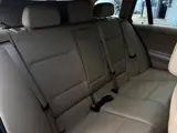 Foto 28 van BMW 3-serie Touring 320i Business Line AIRCO|LEER|NAVI