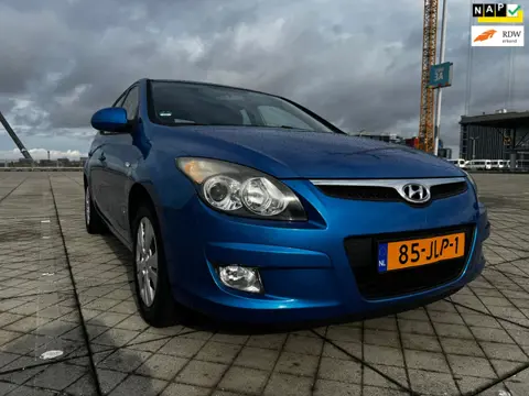 Hyundai I30 1.4i Blue Dynamic CLIMA CRUISE SCHUIFDAK NAP