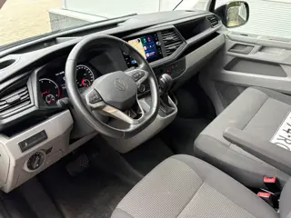 Foto 18 van Volkswagen Transporter 2.0 TDI L1H1 28 Comfortline | CRUISE | CARPLAY | PARKEERSENSOREN V + A |