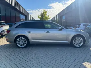 Foto 13 van Audi A4 Avant 1.4 TFSI S-Tronic Clima Trekhaak Navi