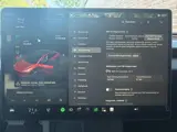 Foto 26 van Tesla Model 3 RWD 60 kWh let op rechter achter schade.