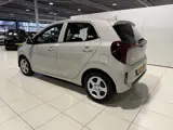 Foto 28 van Kia Picanto 1.0 DPI DynamicLine 5p. Apple Carplay/Android Auto, Navigatie, Camera.