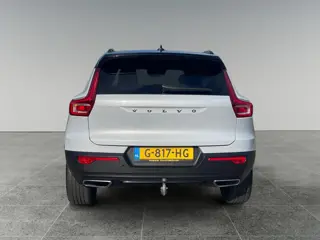Foto 17 van Volvo XC40 2.0 T4 R-Design | Elektrisch verstelbare voorstoelen | Trekhaak |