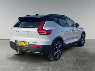 Foto 15 van Volvo XC40 2.0 T4 R-Design | Elektrisch verstelbare voorstoelen | Trekhaak |