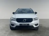 Foto 22 van Volvo XC40 2.0 T4 R-Design | Elektrisch verstelbare voorstoelen | Trekhaak |