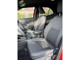 Foto 16 van Toyota Yaris Cross 1.5 Hybrid 115 Dynamic Plus | Stoel- stuurverwarming | Keyless | Camera | ACC | 1