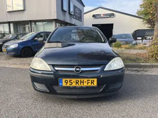 Foto 19 van Opel Corsa 1.4-16V Rhythm Apk 06-09-2027 (bj 2005)