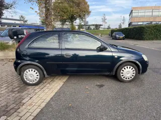 Foto 16 van Opel Corsa 1.4-16V Rhythm Apk 06-09-2027 (bj 2005)