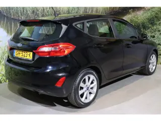 Foto 15 van Ford Fiesta 1.1 Trend AIRCO | CRUISE | NAVI | 16" | Camera