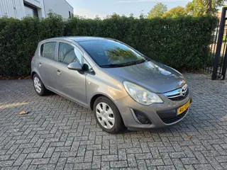 Foto 16 van Opel Corsa 1.4-16V Anniversary Edition 1e eigenaar