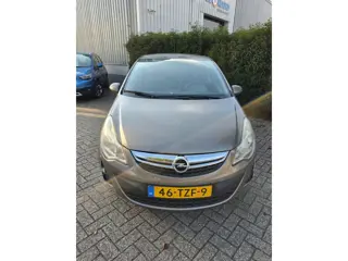Foto 17 van Opel Corsa 1.4-16V Anniversary Edition 1e eigenaar