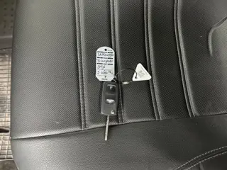 Foto 17 van Volkswagen Transporter 2.0TDI Edition | Multimedia | Trekhaak | Airco | 3-Zits | Achterdeuren