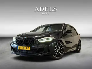 BMW 1-serie M135i xDrive High Executive Panodak Leder HUD Harman Kardon Camera Carplay Dealer Onderh