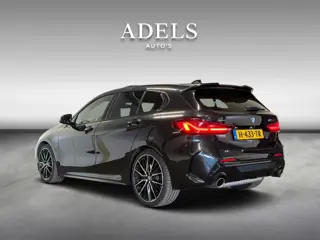 Foto 12 van BMW 1-serie M135i xDrive High Executive Panodak Leder HUD Harman Kardon Camera Carplay Dealer Onderh