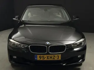 Foto 17 van BMW 3-serie 320i Executive *Navi*Automaat*NAP* (bj 2012)