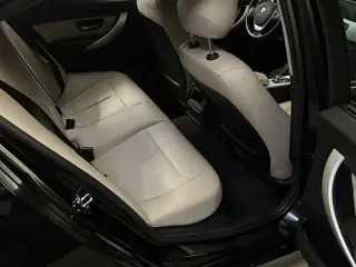 Foto 11 van BMW 3-serie 320i Executive *Navi*Automaat*NAP* (bj 2012)
