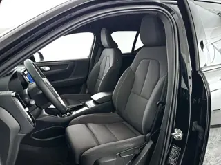 Foto 15 van Volvo XC40 Recharge Core 70 kWh | SOH 93% | Parkeercamera | Stoel- en stuurverwarming | Cruise contr