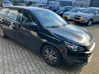 Foto 16 van Peugeot 308 SW 1.2 PureTech Active / PROBLEM ENGINE / MOTOR NO GOOD / EXPORT PRICE